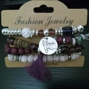 NWOT Women Fashion Bead Bracelet With Tassel